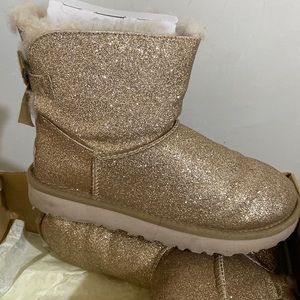 Mini Bailey Bow Sparkle Uggs